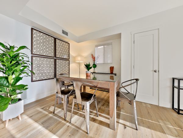 San Diego Beach Communities North Home 1028552