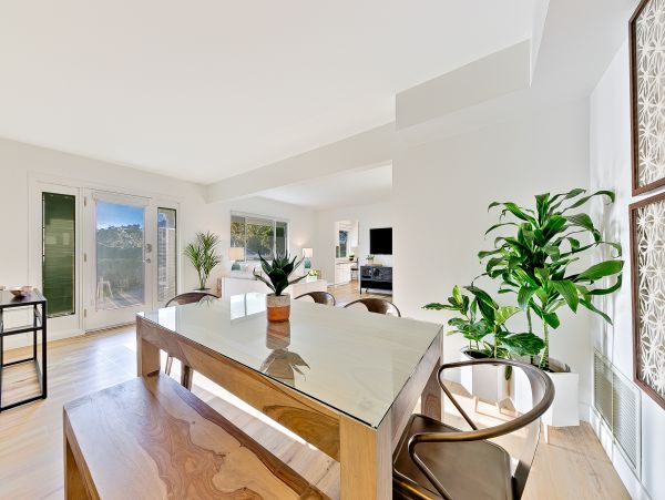 San Diego Beach Communities North Home 1028552