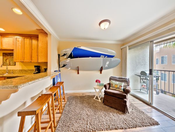 San Diego Beach Communities North Home 1028553