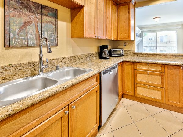 San Diego Beach Communities North Home 1028553