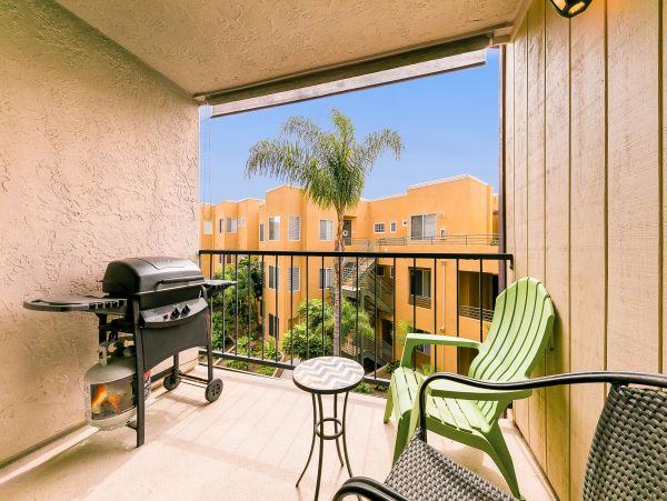 San Diego Beach Communities North Home 1028553