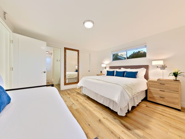 San Diego Beach Communities North Home 1028554