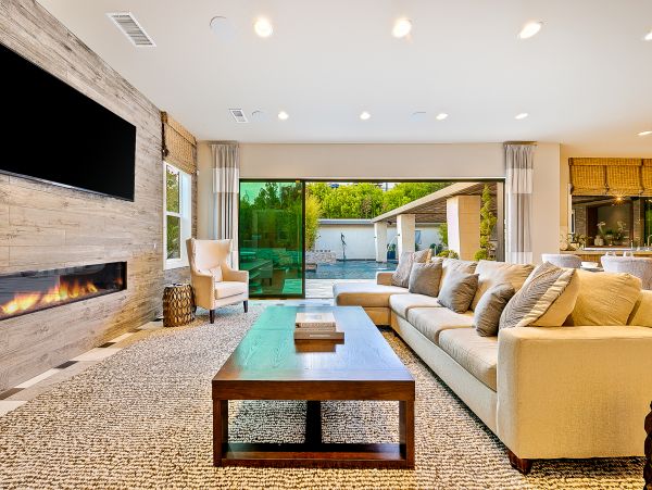 San Diego Beach Communities North Home 1028556