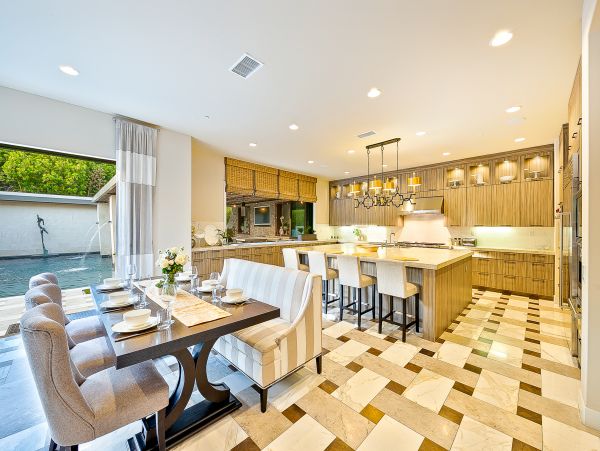 San Diego Beach Communities North Home 1028556