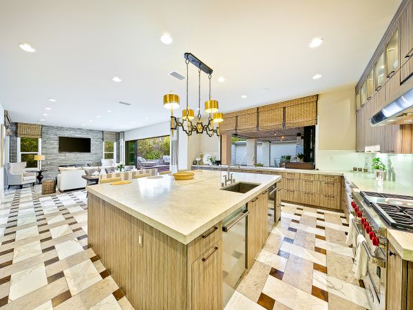 San Diego Beach Communities North Home 1028556