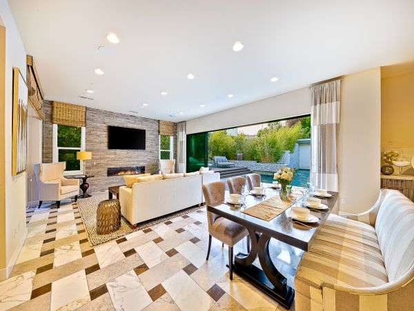 San Diego Beach Communities North Home 1028556
