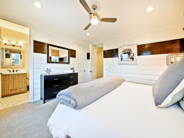 San Diego Beach Communities North Home 1028556