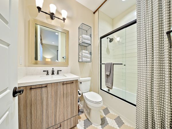 San Diego Beach Communities North Home 1028556