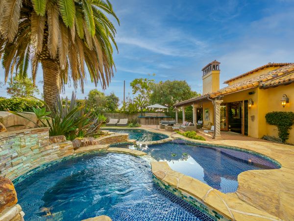 San Diego Beach Communities North Home 1028557