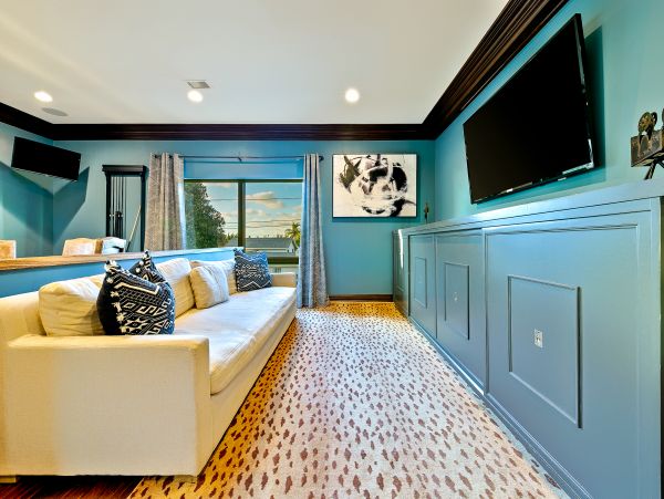 San Diego Beach Communities North Home 1028557