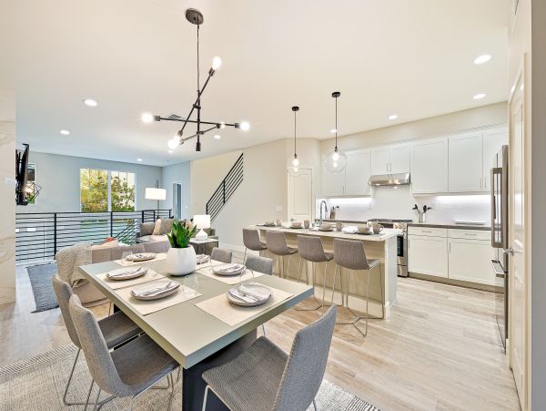 San Diego Beach Communities North Home 1028558