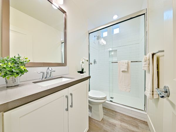 San Diego Beach Communities North Home 1028558