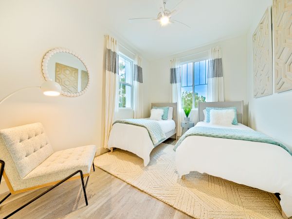 San Diego Beach Communities North Home 1028558