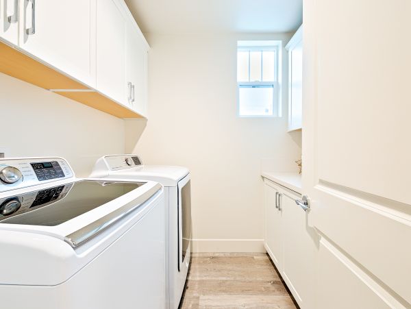 San Diego Beach Communities North Home 1028558