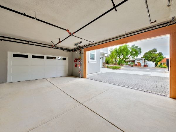 San Diego Beach Communities North Home 1028558