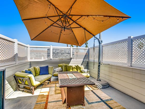 San Diego Beach Communities North Home 1028559