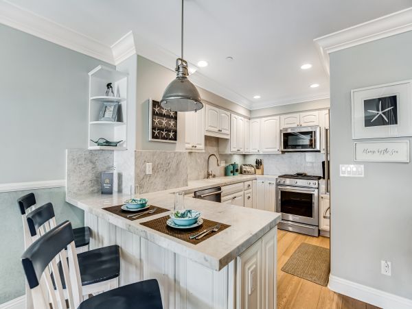San Diego Beach Communities North Home 1028559
