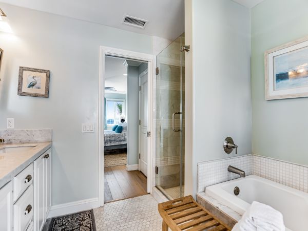 San Diego Beach Communities North Home 1028559