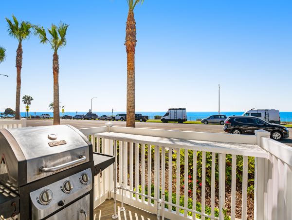 San Diego Beach Communities North Home 1028559
