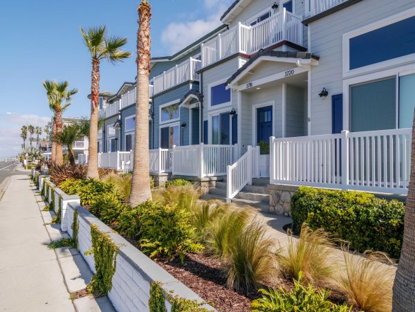 San Diego Beach Communities North Home 1028559