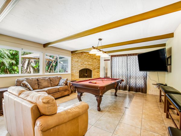 San Diego Beach Communities North Home 1028560