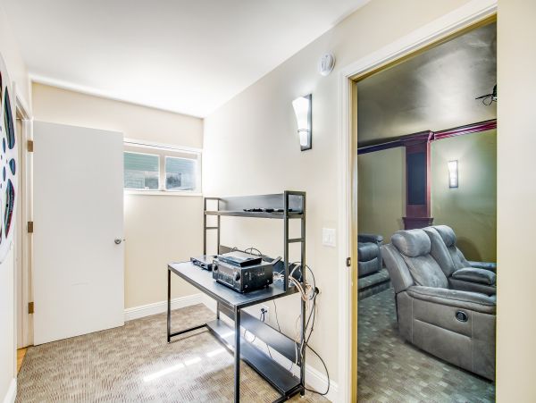 San Diego Beach Communities North Home 1028560