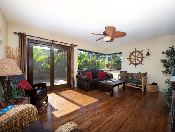 San Diego Beach Communities North Home 1028561