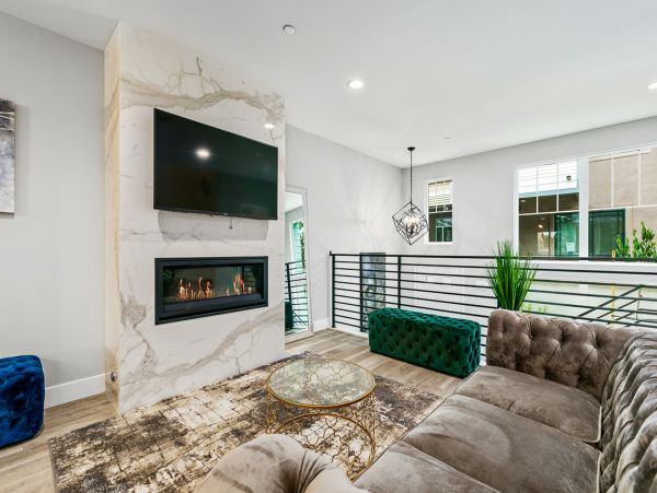 San Diego Beach Communities North Home 1028562