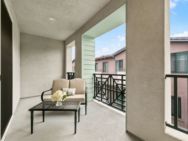 San Diego Beach Communities North Home 1028562
