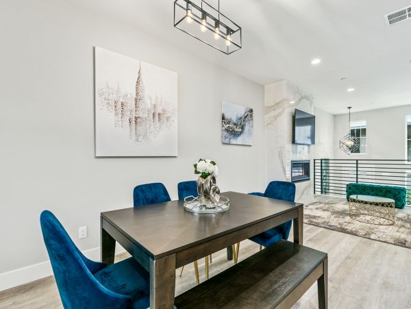 San Diego Beach Communities North Home 1028562