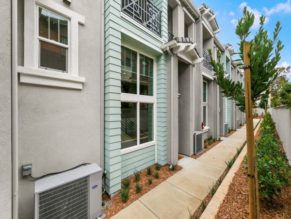 San Diego Beach Communities North Home 1028562