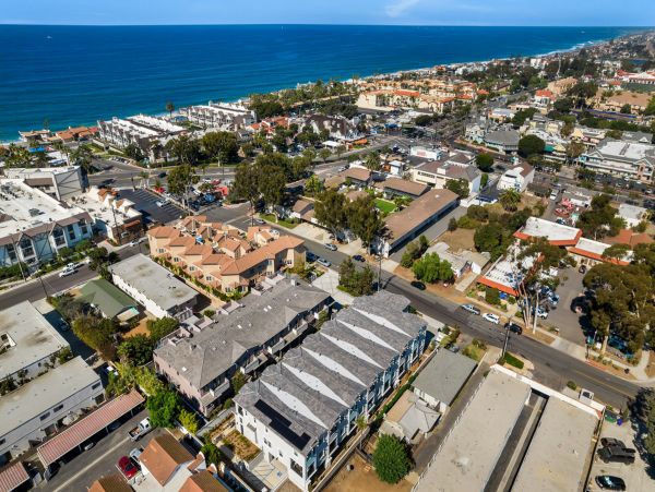 San Diego Beach Communities North Home 1028562