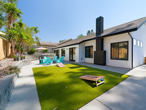 San Diego Beach Communities North Home 1028563