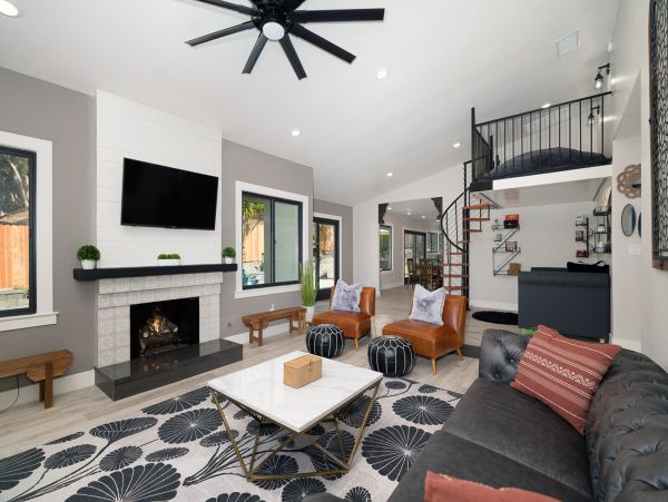 San Diego Beach Communities North Home 1028563