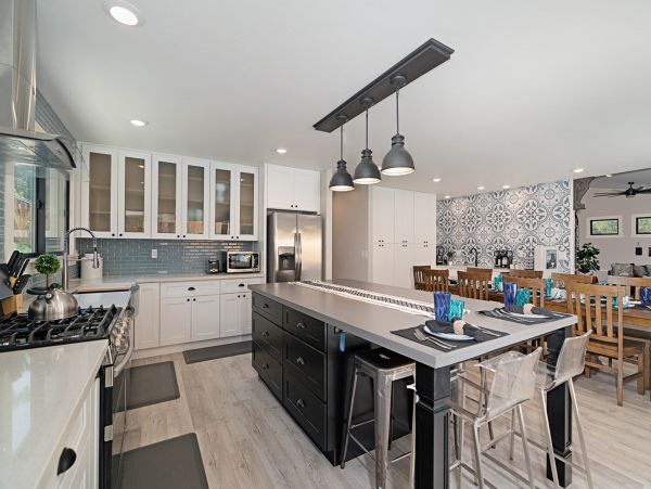 San Diego Beach Communities North Home 1028563
