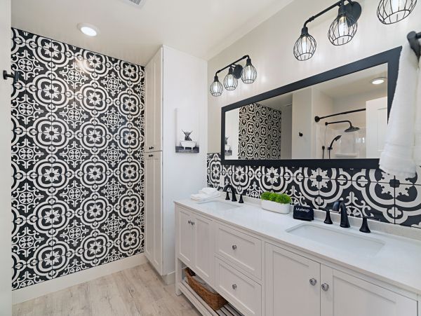 San Diego Beach Communities North Home 1028563