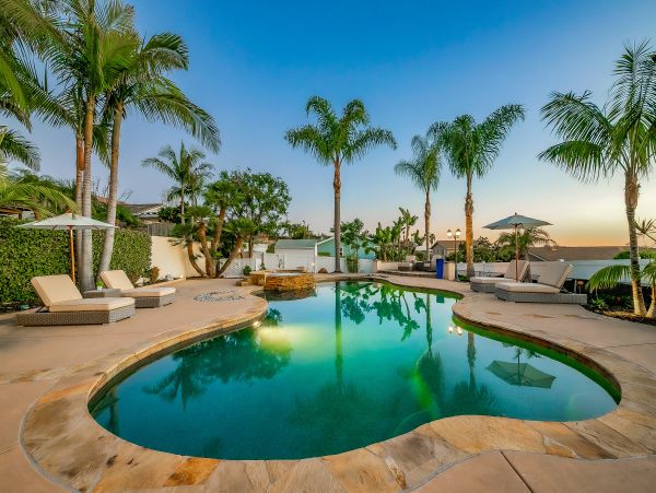 San Diego Beach Communities North Home 1028564