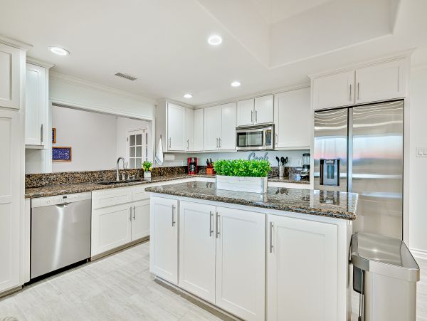 San Diego Beach Communities North Home 1028564