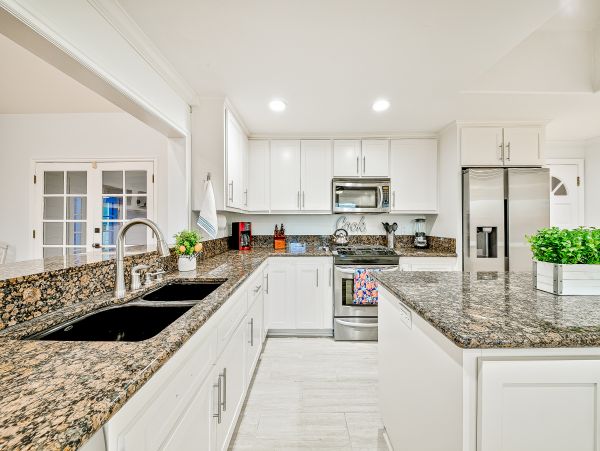 San Diego Beach Communities North Home 1028564