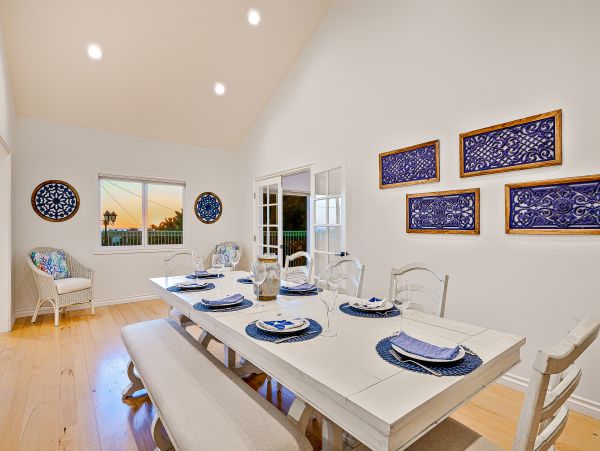 San Diego Beach Communities North Home 1028564