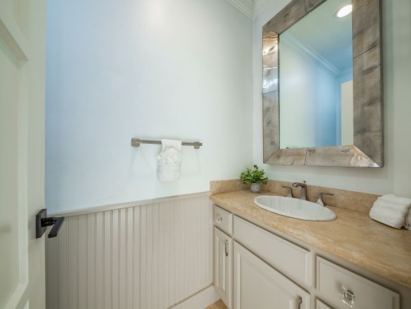 San Diego Beach Communities North Home 1028564