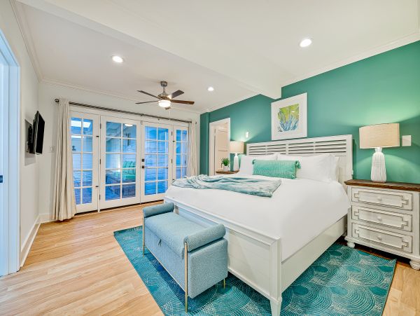 San Diego Beach Communities North Home 1028564