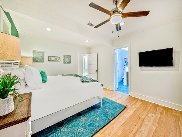 San Diego Beach Communities North Home 1028564