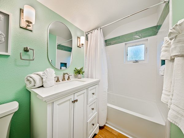 San Diego Beach Communities North Home 1028564