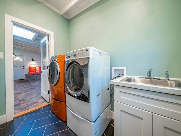 San Diego Beach Communities North Home 1028564