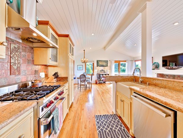 San Diego Beach Communities North Home 1028565