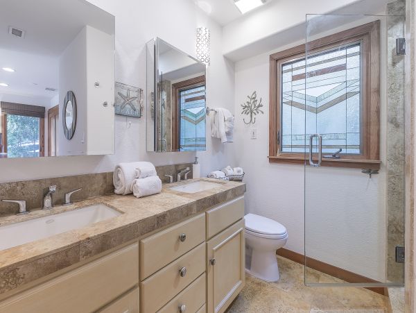 San Diego Beach Communities North Home 1028565