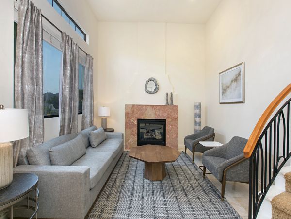 San Diego Beach Communities North Home 1028566