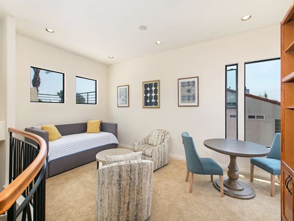 San Diego Beach Communities North Home 1028566