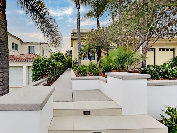 San Diego Beach Communities North Home 1028566